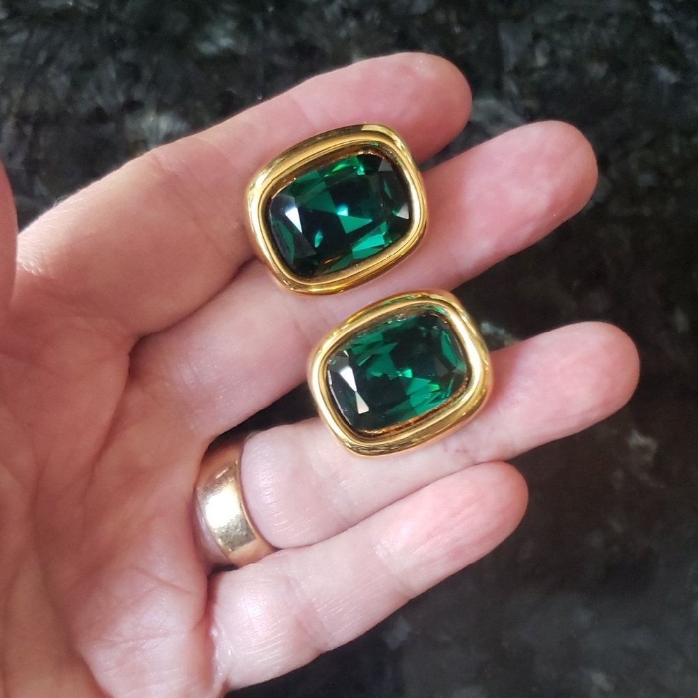 Vintage Elegant Napier Gold and Green Earrings